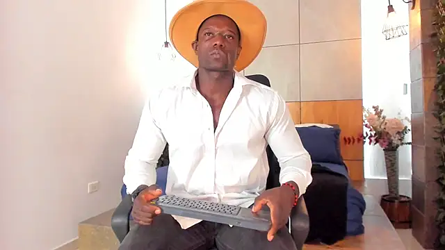 MarcusBlack  online show from 07-28-26, 03:21