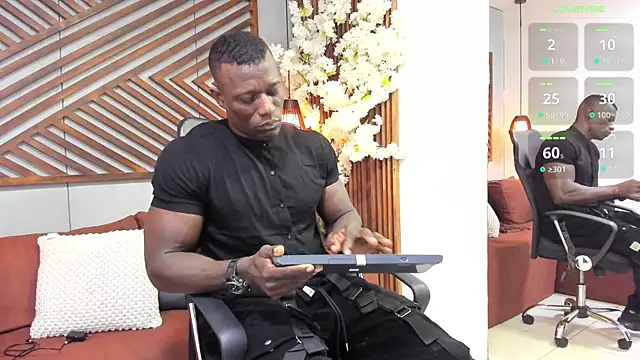 MarcusBlack  online show from 11-15-25, 11:14