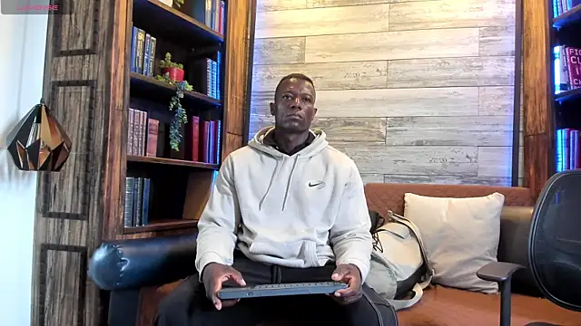 MarcusBlack  online show from 07-18-26, 12:36
