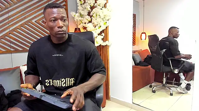 MarcusBlack  online show from 11-14-25, 11:36