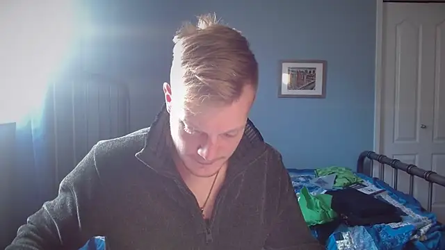 Snapshot of lustylyndon chatting on 02-06-26, 04:47 lustylyndon online show from 02-06-26, 04:47