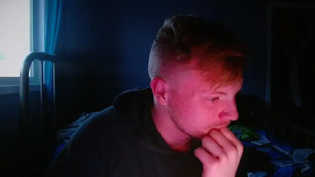 Snapshot of lustylyndon chatting on 02-05-26, 03:08 lustylyndon online show from 02-05-26, 03:08