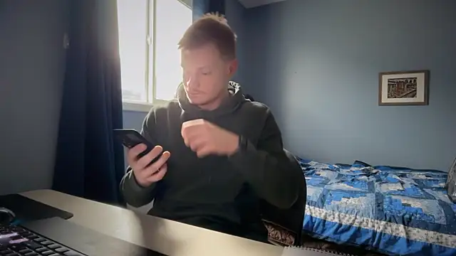 lustylyndon online show from 04-12-26, 07:50