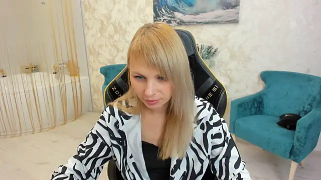 Snapshot of LindaSandy_1 chatting on 09-24-25, 06:09 LindaSandy 1 online show from 09-24-25, 06:09