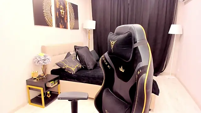 Snapshot of LindaSandy_1 chatting on 01-18-26, 07:45 LindaSandy 1 online show from 01-18-26, 07:45