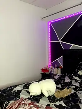 jazminslut online show from 12-14-25, 02:40