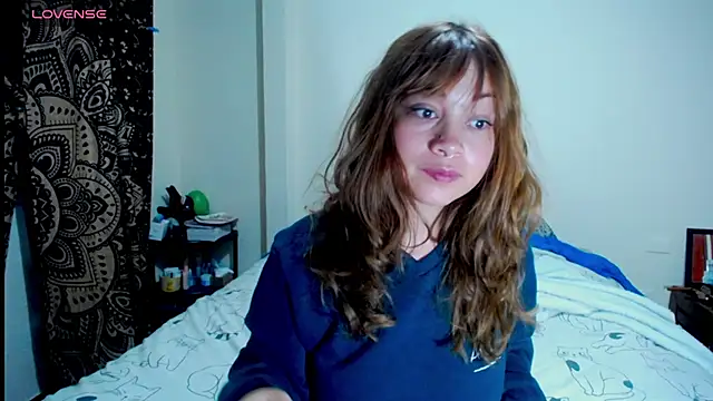 Violet Bosh online show from 11-30-25, 04:30