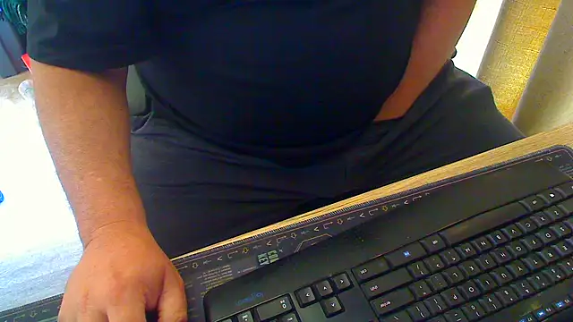 latexsub75 online show from 02-10-26, 10:09