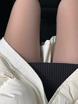 xiaoyuan01 online show from 02-01-26, 01:59