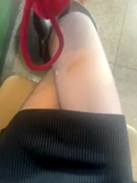 xiaoyuan01 online show from 12-15-25, 02:06