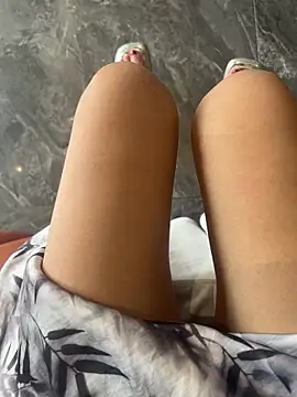 xiaoyuan01 online show from 09-14-25, 01:39