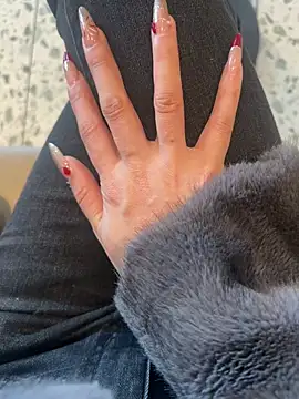 xiaoyuan01 online show from 02-14-26, 05:07