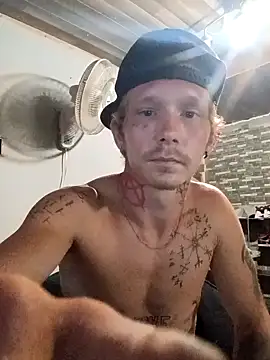 Snapshot of mastertrap chatting on 09-25-25, 06:52 mastertrap online show from 09-25-25, 06:52