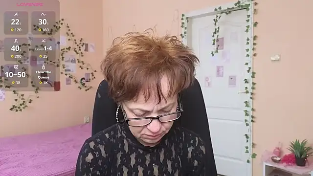 Snapshot of Ronda_Roni chatting on 02-03-26, 06:40 Ronda Roni online show from 02-03-26, 06:40