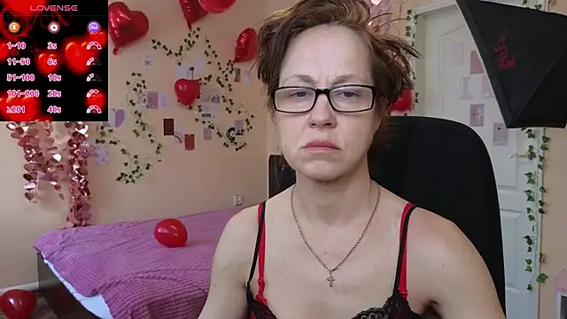 Snapshot of Ronda_Roni chatting on 02-19-26, 12:02 Ronda Roni online show from 02-19-26, 12:02