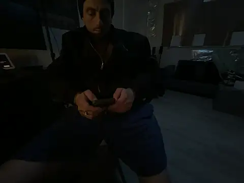 bigthingss69 online show from 06-05-26, 01:32