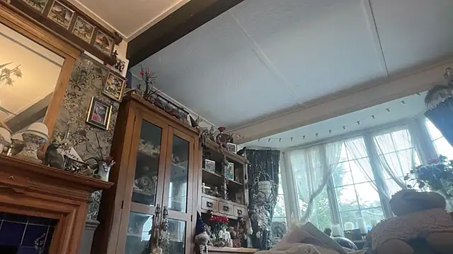 poggles online show from 03-23-26, 04:40