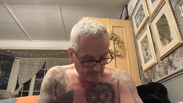 poggles online show from 02-10-26, 09:25