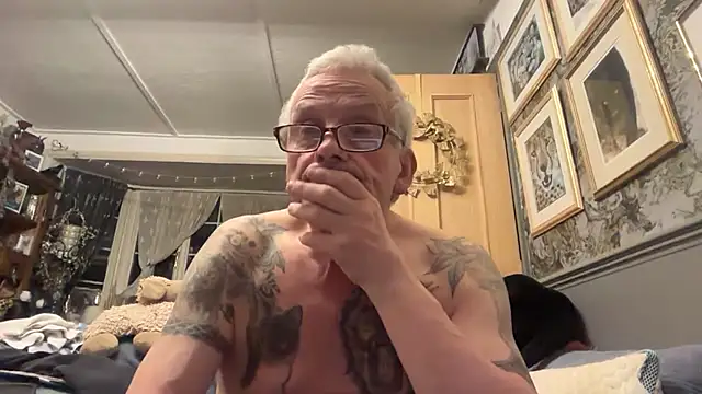 poggles online show from 03-21-26, 09:40