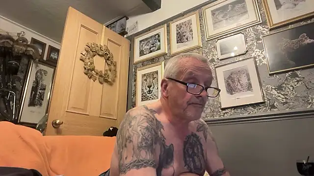 poggles online show from 04-04-26, 08:37