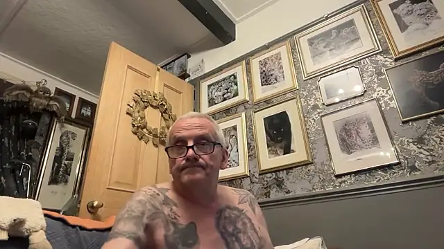 poggles online show from 03-31-26, 07:16