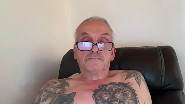 poggles online show from 09-17-25, 01:24