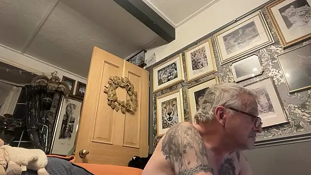 poggles online show from 03-27-26, 07:15