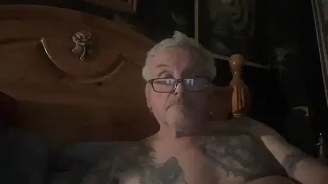 poggles online show from 11-24-25, 08:09