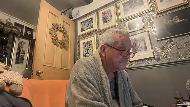 poggles online show from 02-22-26, 09:27