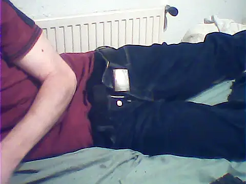 Snapshot of rimbaud77 chatting on 10-10-25, 05:36 rimbaud77 online show from 10-10-25, 05:36