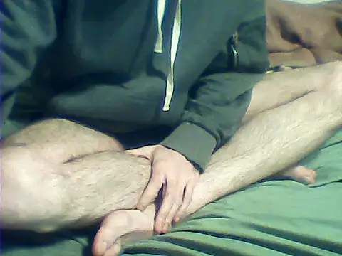 Snapshot of rimbaud77 chatting on 02-14-26, 06:30 rimbaud77 online show from 02-14-26, 06:30