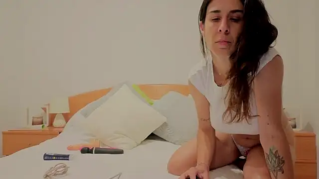 agustinalatina online show from 05-24-26, 08:42