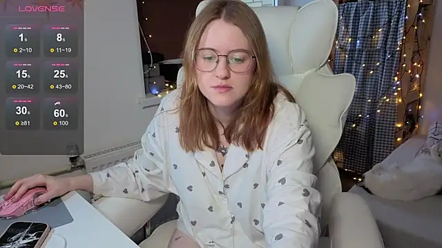 urstripchatgf online show from 11-22-25, 08:46