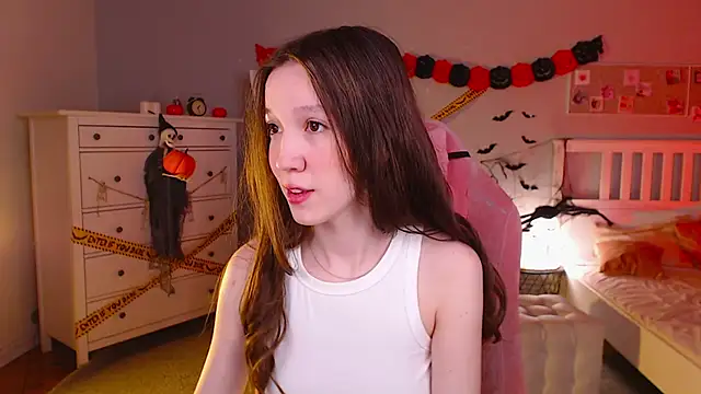 Shriya Sarann online show from 10-24-25, 02:05