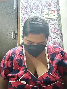 Liyaa 24 online show from 04-07-26, 04:20