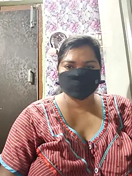 Liyaa 24 online show from 05-06-26, 04:33