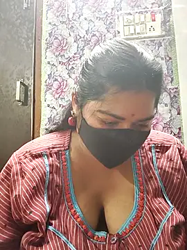 Liyaa 24 online show from 03-20-26, 04:52