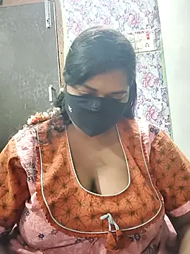 Liyaa 24 online show from 04-17-26, 08:06