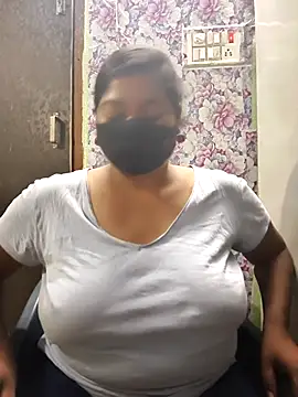 Liyaa 24 online show from 03-22-26, 04:08