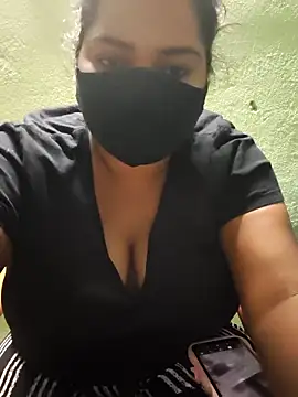 Liyaa 24 online show from 02-02-26, 08:52