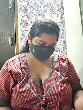 Liyaa 24 online show from 04-12-26, 05:05