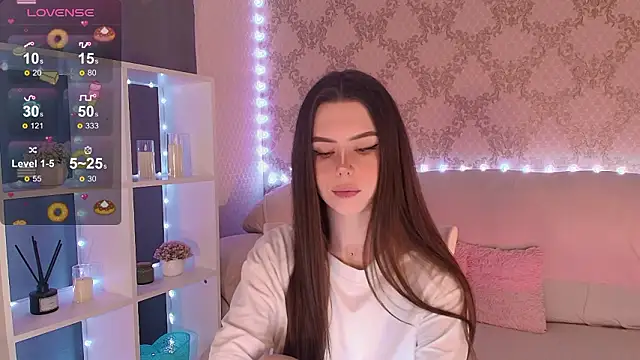 Snapshot of HolyMiax chatting on 02-23-26, 03:41 HolyMiax online show from 02-23-26, 03:41