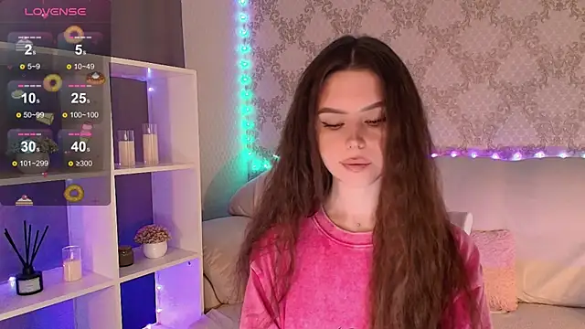 HolyMiax online show from 05-18-26, 04:01