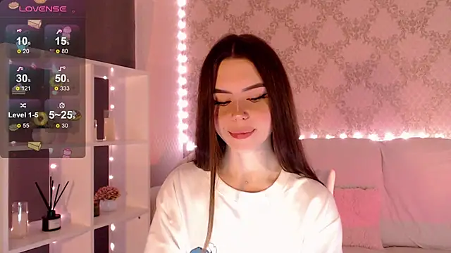 Snapshot of HolyMiax chatting on 09-29-25, 03:35 HolyMiax online show from 09-29-25, 03:35
