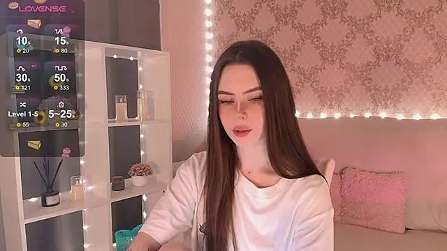 Snapshot of HolyMiax chatting on 02-12-26, 03:39 HolyMiax online show from 02-12-26, 03:39