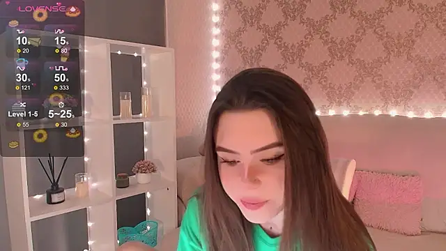 Snapshot of HolyMiax chatting on 02-13-26, 03:28 HolyMiax online show from 02-13-26, 03:28