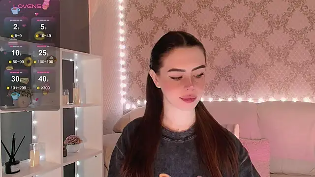 HolyMiax online show from 11-28-25, 03:28