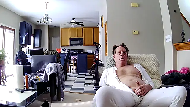 jocoff1 online show from 11-30-25, 04:19