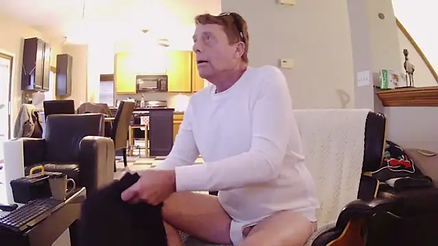 jocoff1 online show from 03-06-26, 09:10