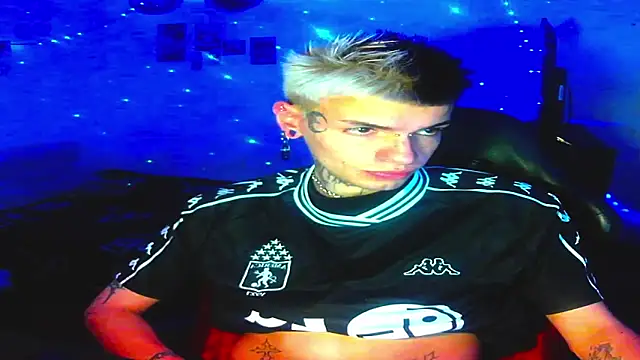 Snapshot of prince_x_dark chatting on 07-16-26, 05:37 prince x dark online show from 07-16-26, 05:37